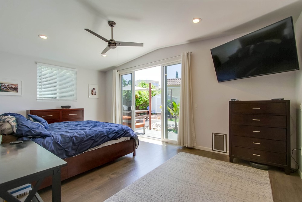 Virtual tour photo 15 of 40 for 3505 Baker St