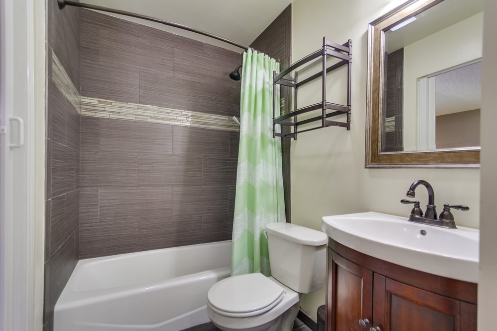 Virtual tour photo 24 of 36 for 3505 Monair Dr