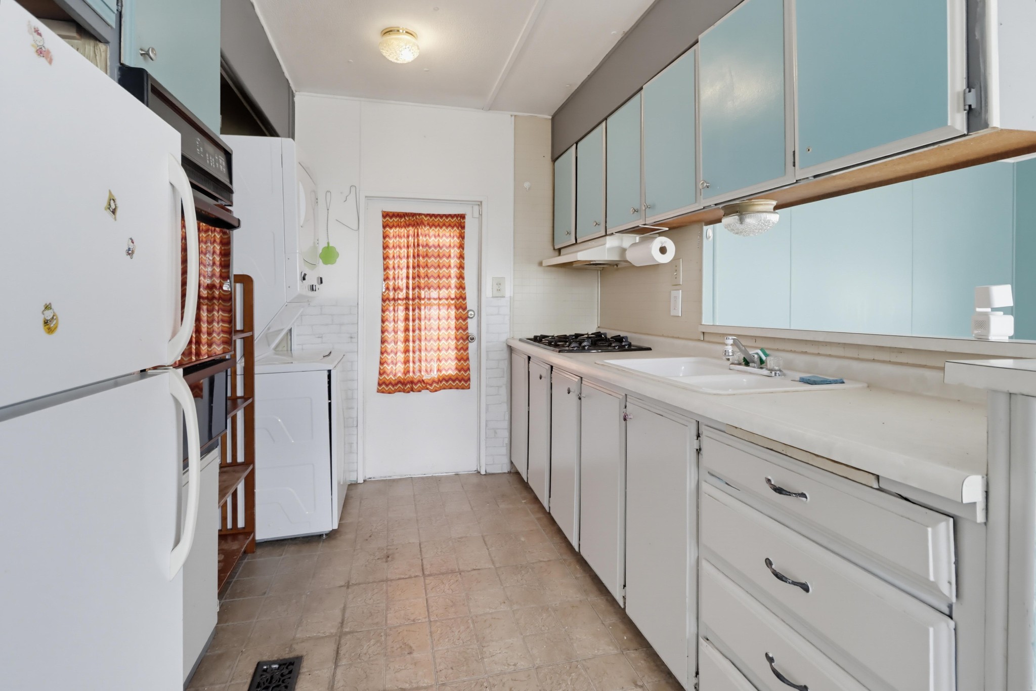 Virtual tour photo 12 of 31 for 351 E Bradley Ave Spc 80