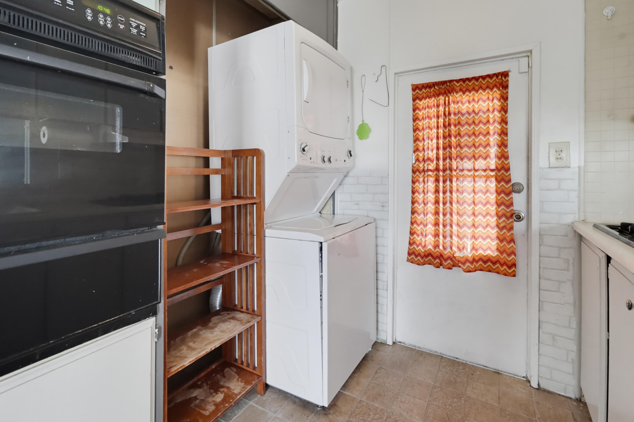 Virtual tour photo 13 of 31 for 351 E Bradley Ave Spc 80