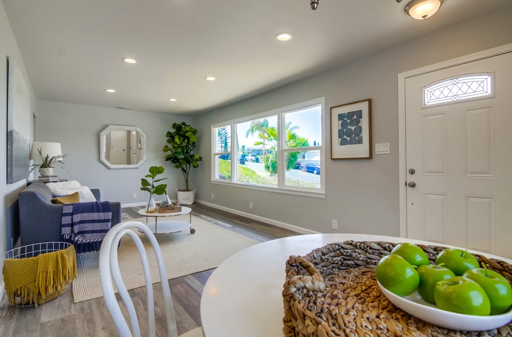 Virtual tour photo 8 of 60 for 351 Los Angeles Pl