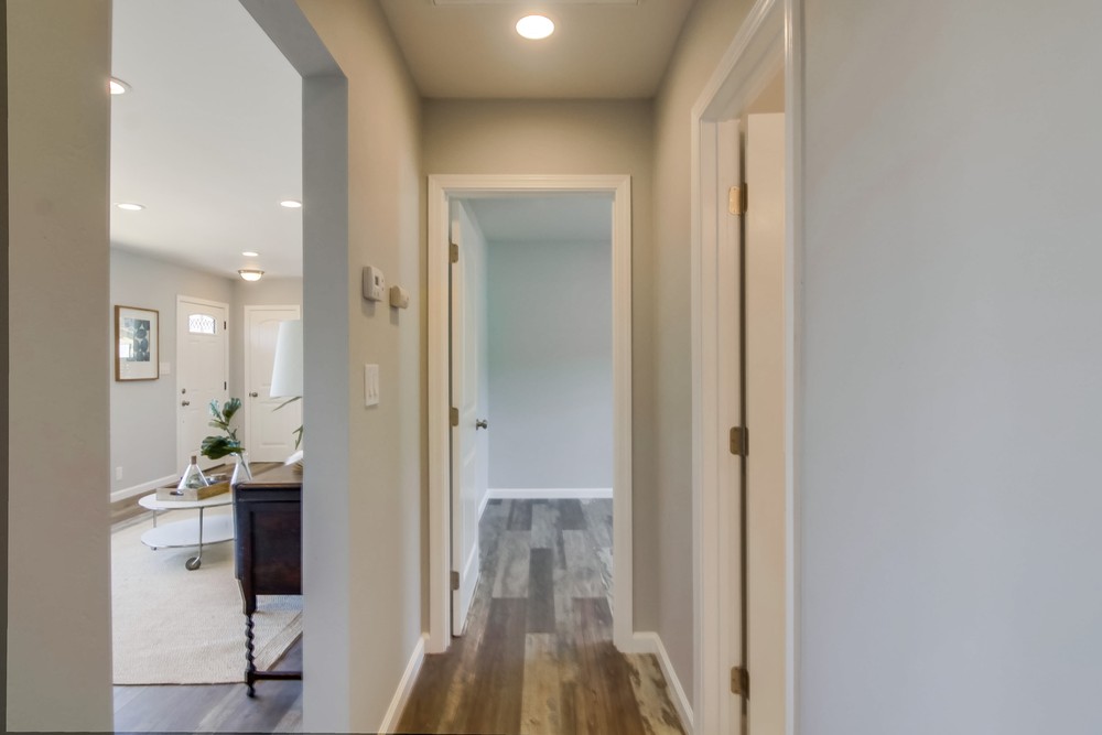 Virtual tour photo 26 of 60 for 351 Los Angeles Pl