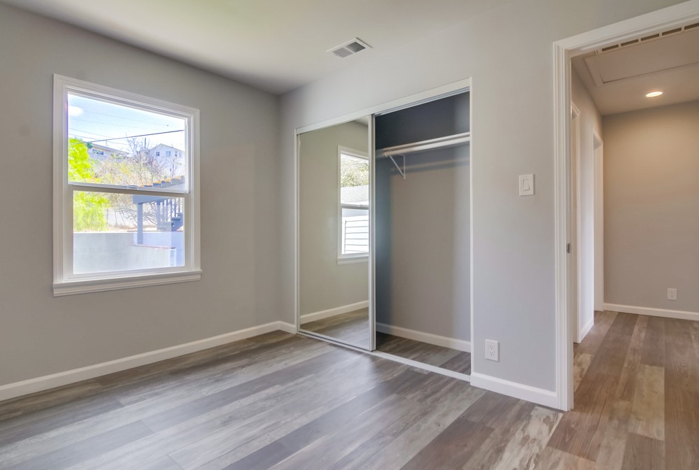 Virtual tour photo 34 of 60 for 351 Los Angeles Pl