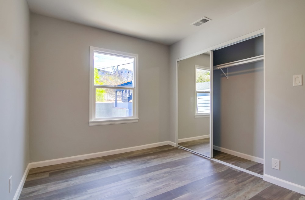 Virtual tour photo 35 of 60 for 351 Los Angeles Pl