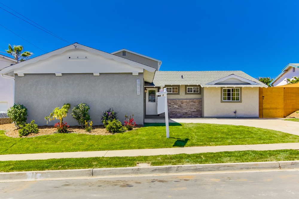 Virtual tour photo 1 of 36 for 3512 Mount Acomita Avenue
