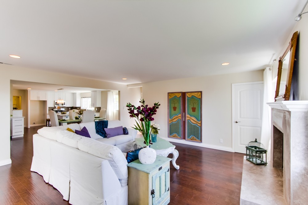 Virtual tour photo 9 of 36 for 3512 Mount Acomita Avenue