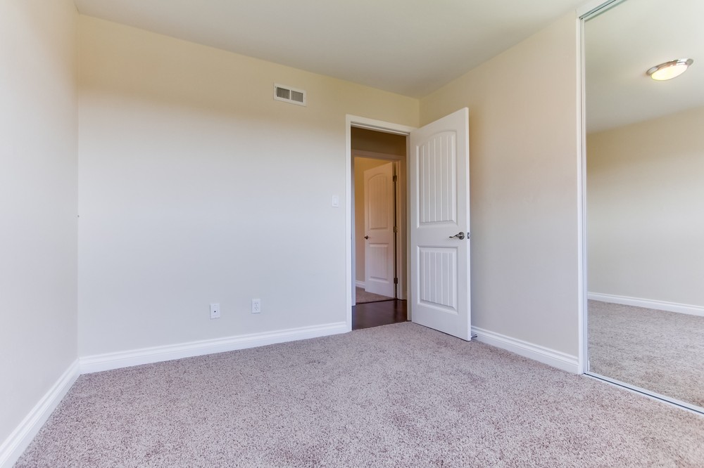 Virtual tour photo 26 of 36 for 3512 Mount Acomita Avenue