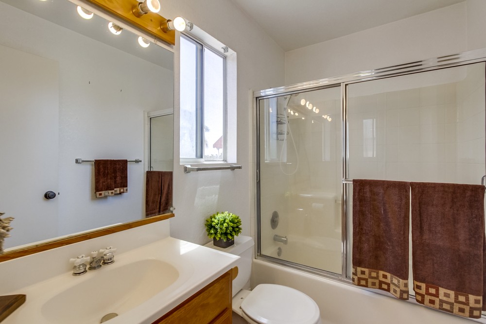 Virtual tour photo 21 of 44 for 3515 Sydney Pl