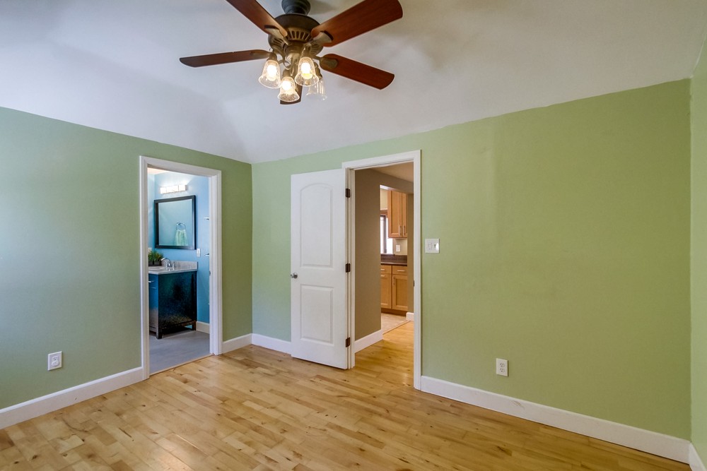 Virtual tour photo 26 of 44 for 3515 Sydney Pl