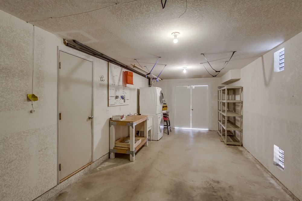 Virtual tour photo 33 of 44 for 3515 Sydney Pl