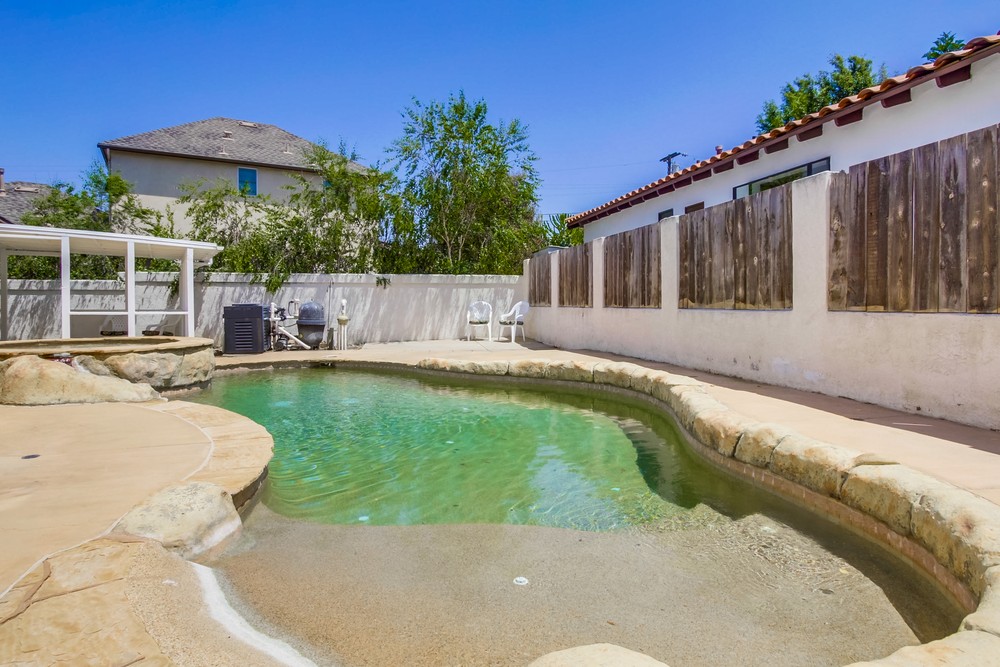 Virtual tour photo 42 of 44 for 3515 Sydney Pl