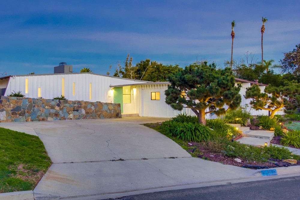 Virtual tour photo 1 of 71 for Endeavor2 Presents:
