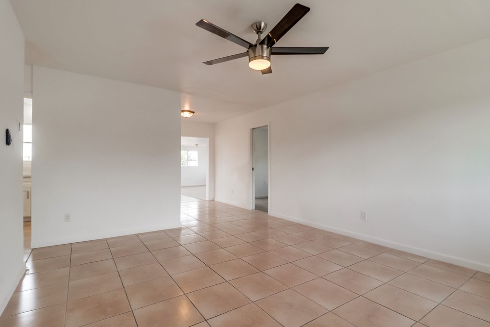 Virtual tour photo 13 of 39 for 352 Sawtelle Ave