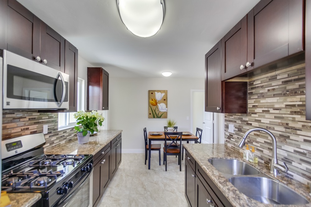 Virtual tour photo 13 of 29 for 3520 Acacia Street