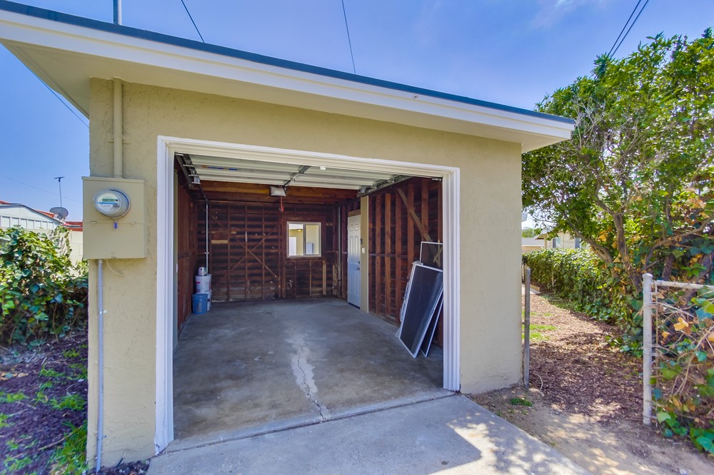 Virtual tour photo 28 of 29 for 3520 Acacia Street