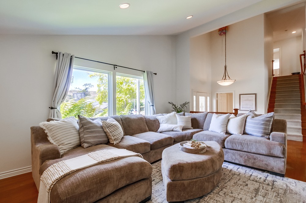 Virtual tour photo 11 of 108 for 3520 Vista De La Orilla