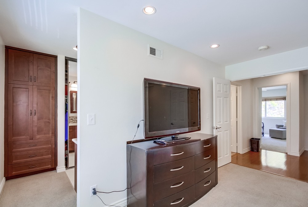 Virtual tour photo 43 of 108 for 3520 Vista De La Orilla
