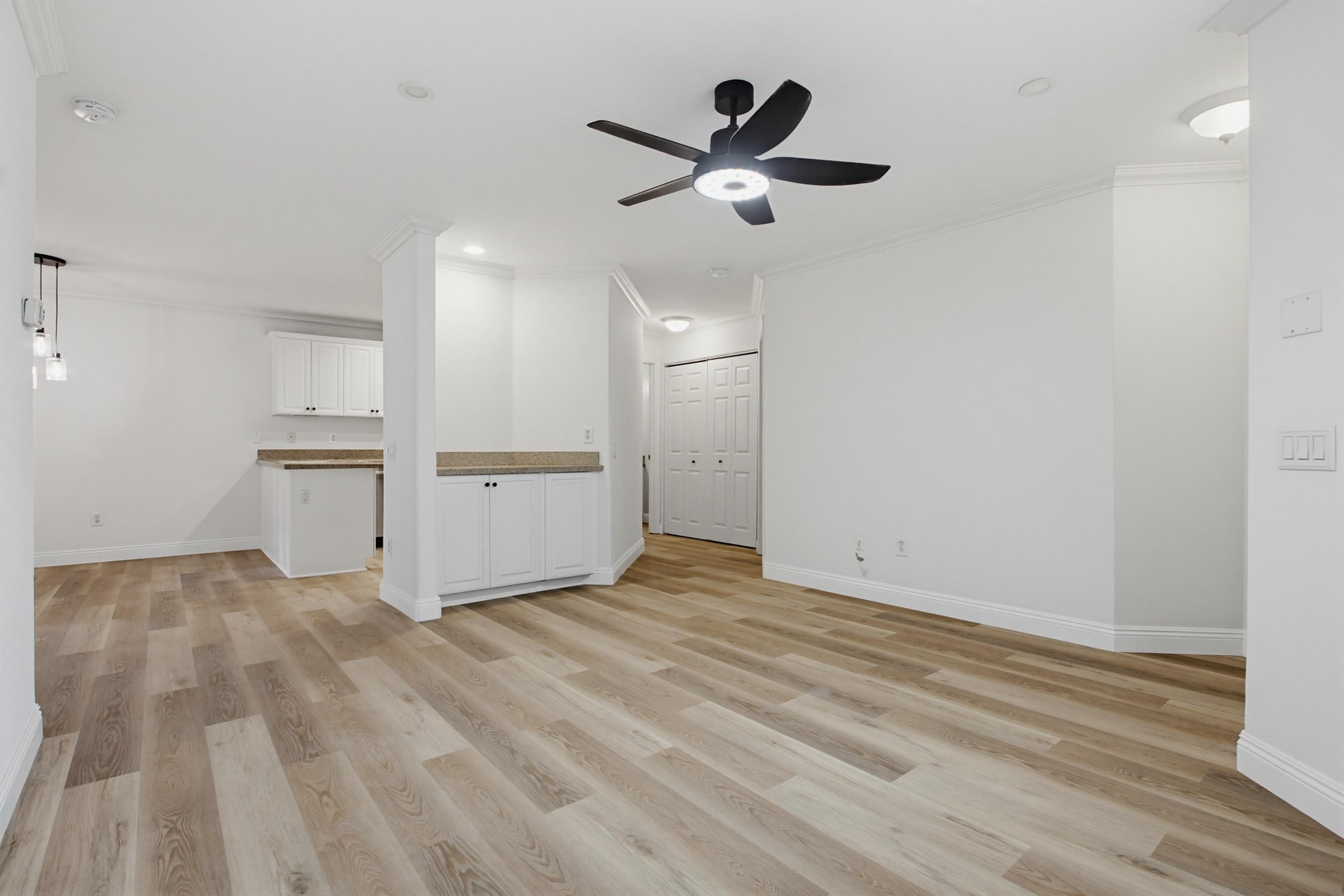 Virtual tour photo 7 of 36 for 3521 Paseo De Elenita Unit 169