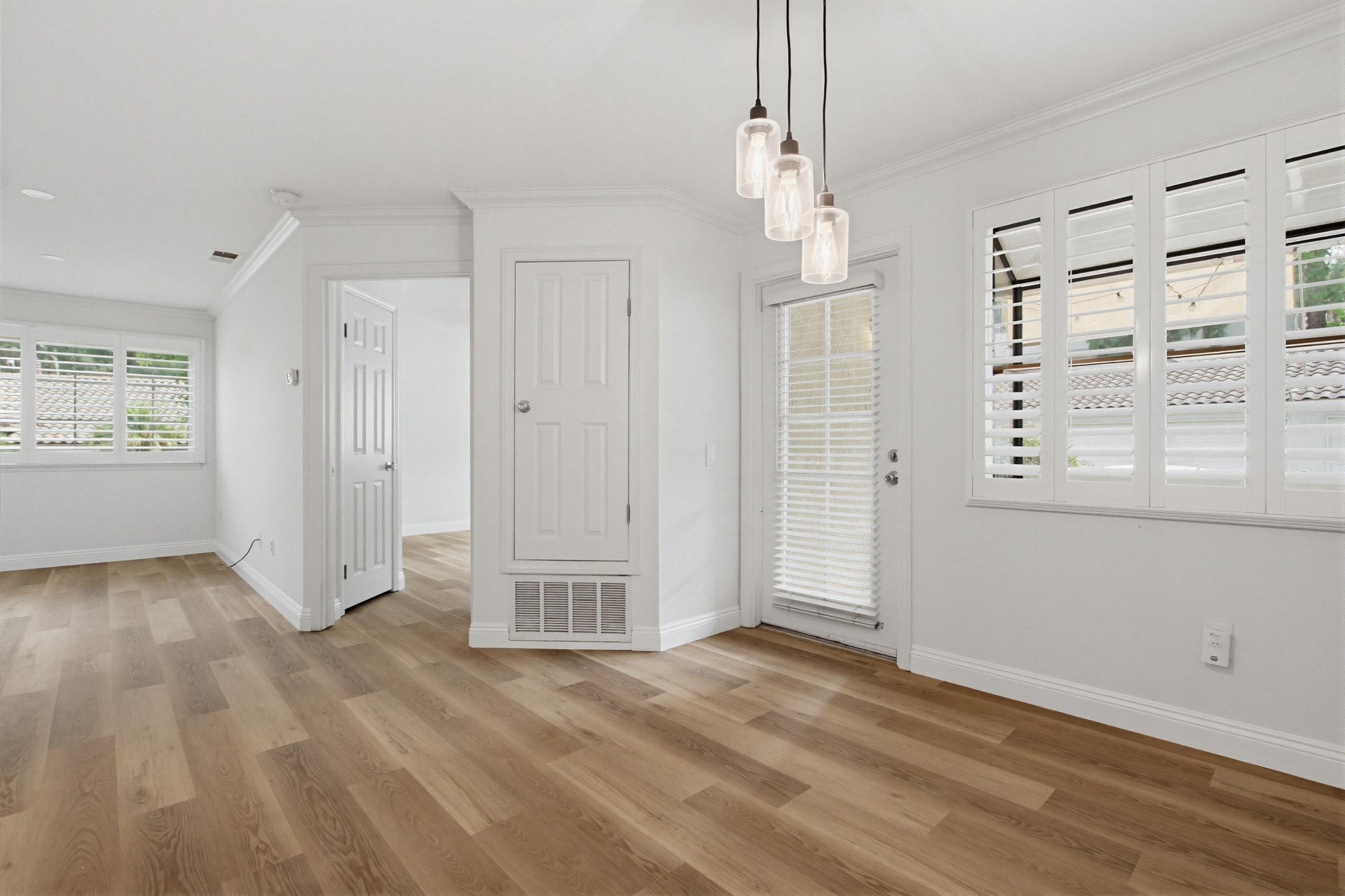 Virtual tour photo 10 of 36 for 3521 Paseo De Elenita Unit 169