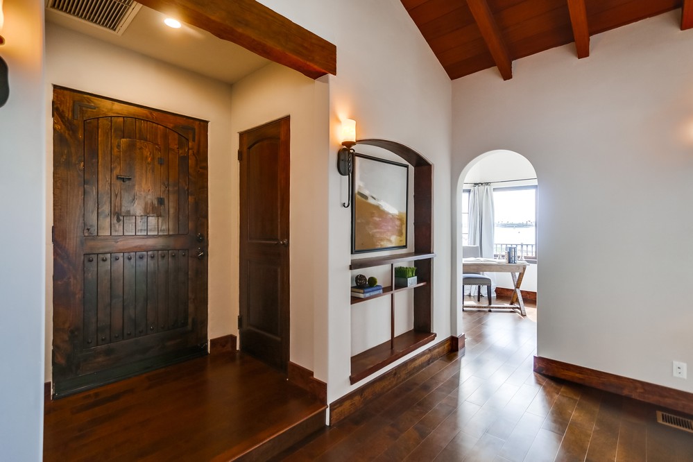 Virtual tour photo 17 of 114 for 3521 Riviera Dr
