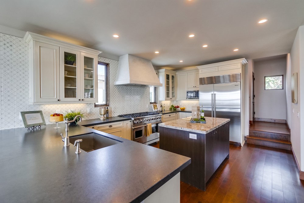 Virtual tour photo 32 of 114 for 3521 Riviera Dr