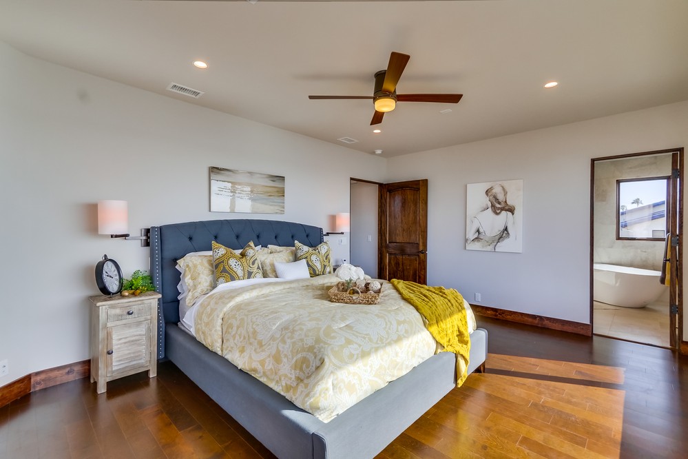 Virtual tour photo 53 of 114 for 3521 Riviera Dr