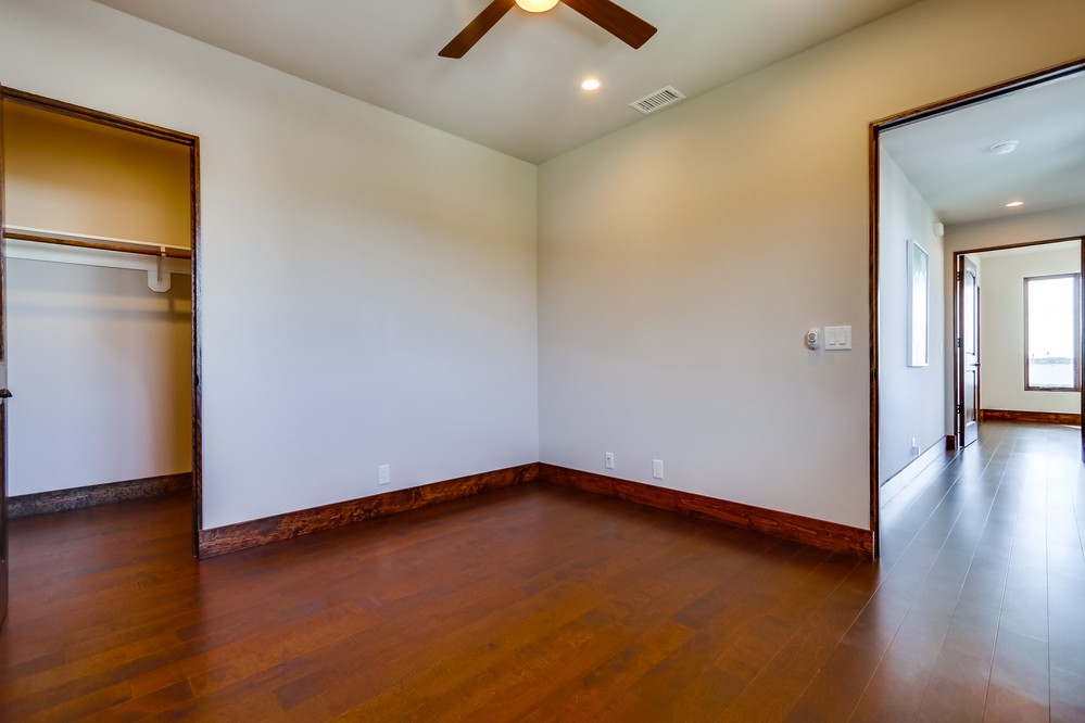 Virtual tour photo 74 of 114 for 3521 Riviera Dr