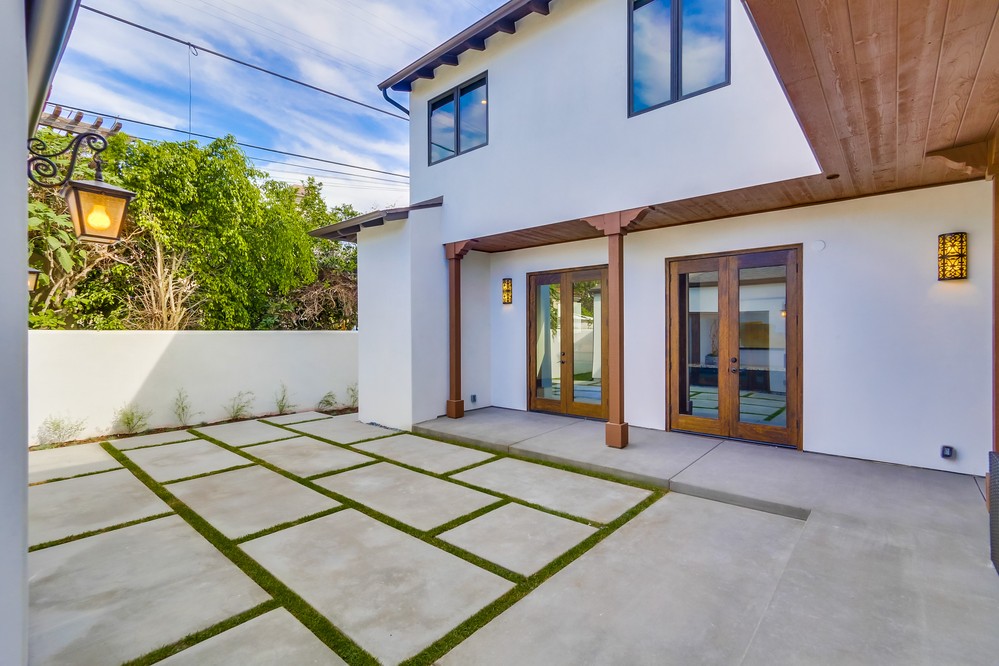 Virtual tour photo 107 of 114 for 3521 Riviera Dr