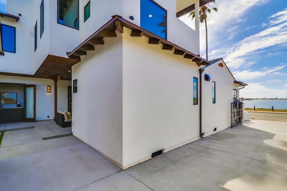 Virtual tour photo 113 of 114 for 3521 Riviera Dr
