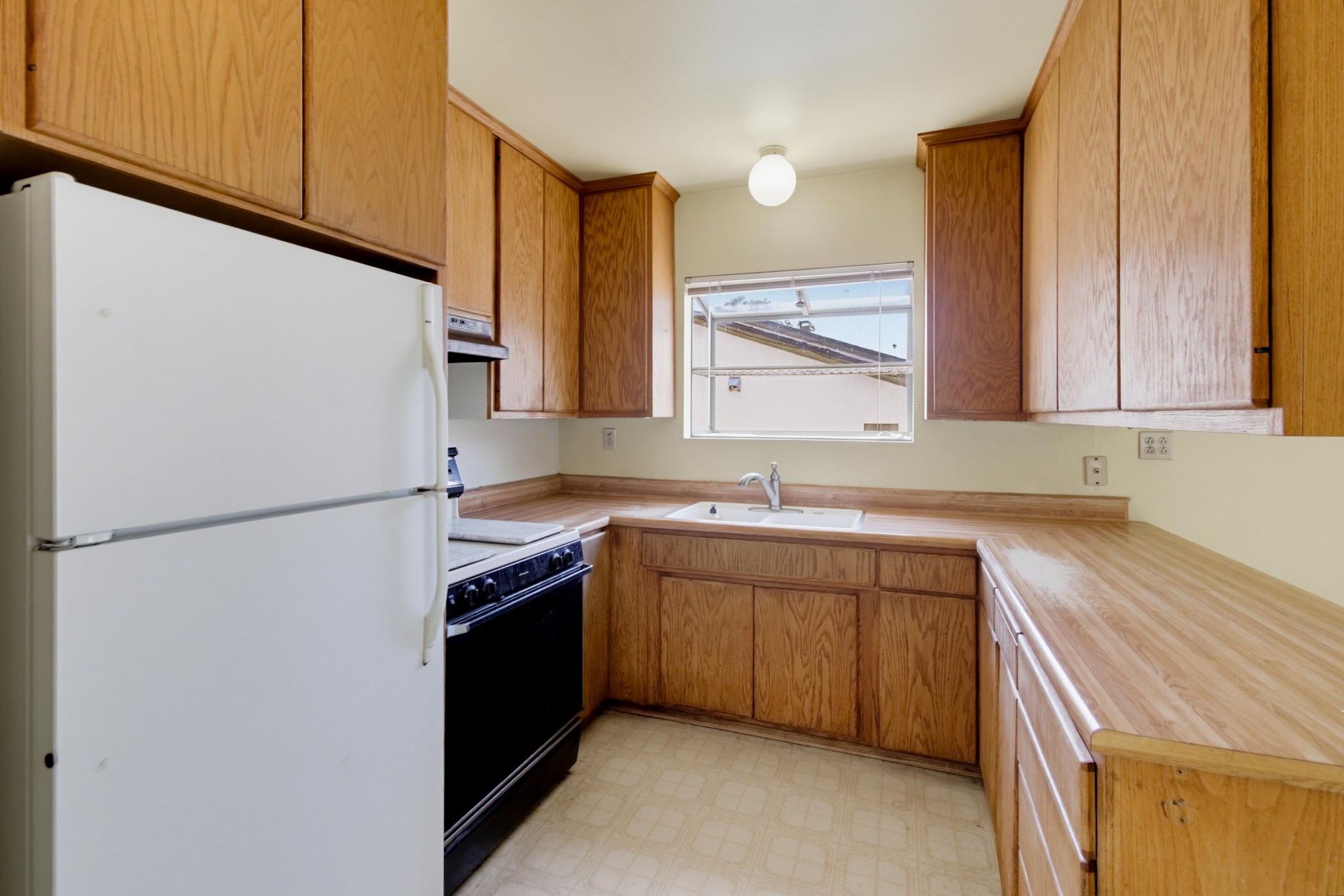 Virtual tour photo 14 of 41 for 3522 Foursome Dr