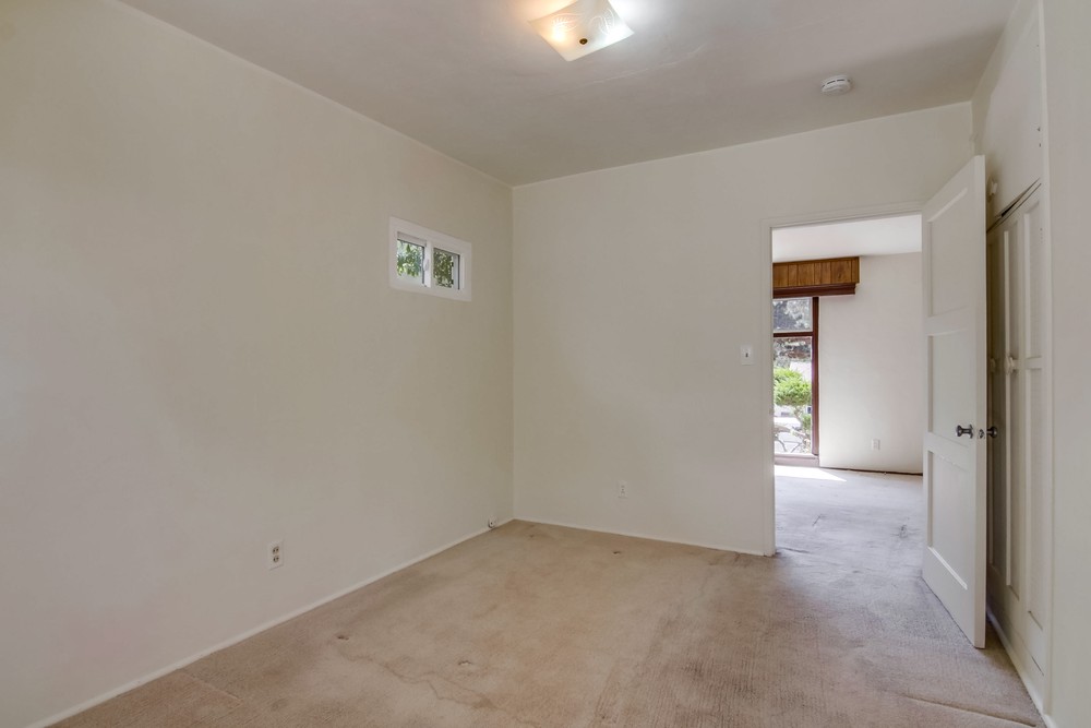 Virtual tour photo 29 of 47 for 3522 Poe St