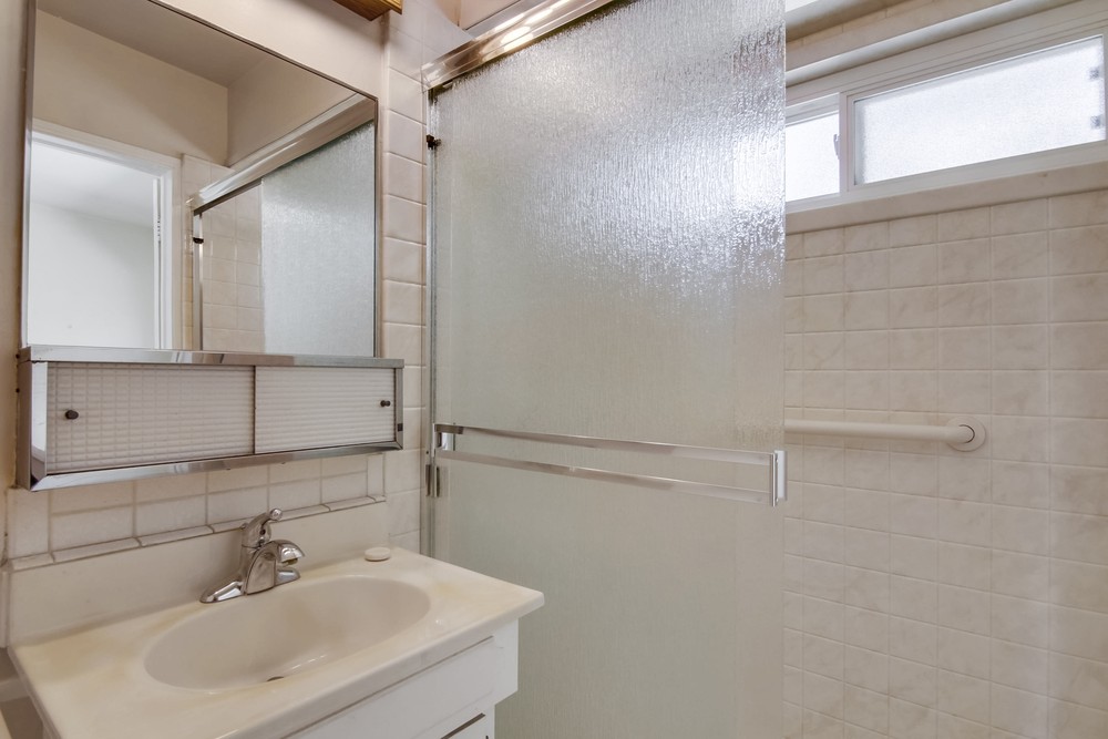 Virtual tour photo 33 of 47 for 3522 Poe St