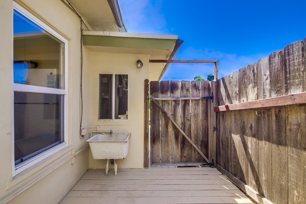 Virtual tour photo 36 of 47 for 3522 Poe St