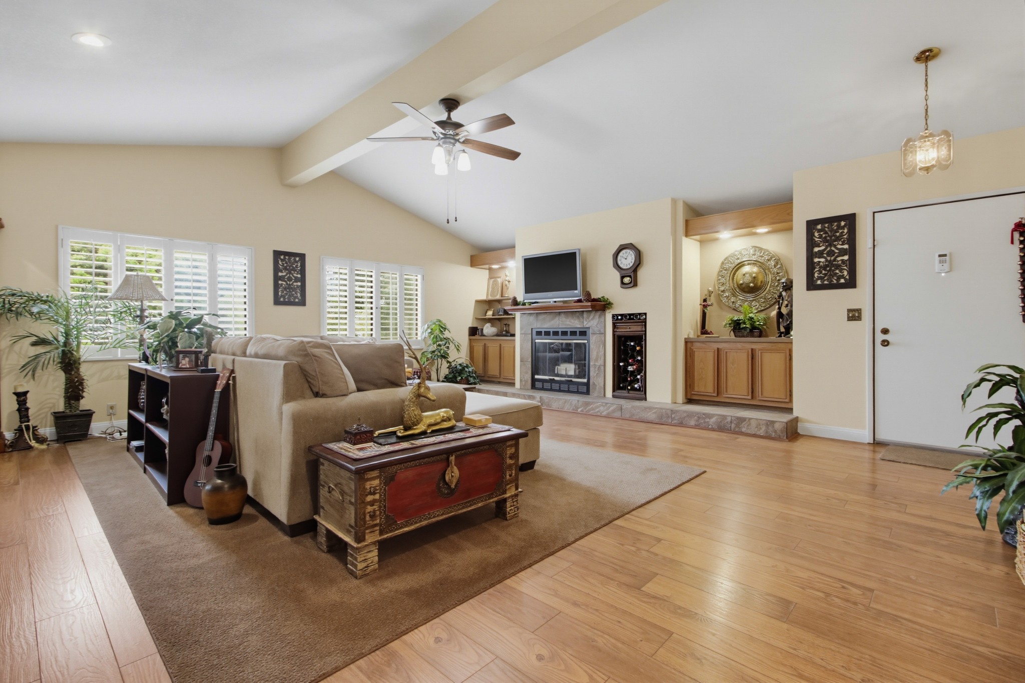 Virtual tour photo 10 of 45 for 3522 Turquoise Ln