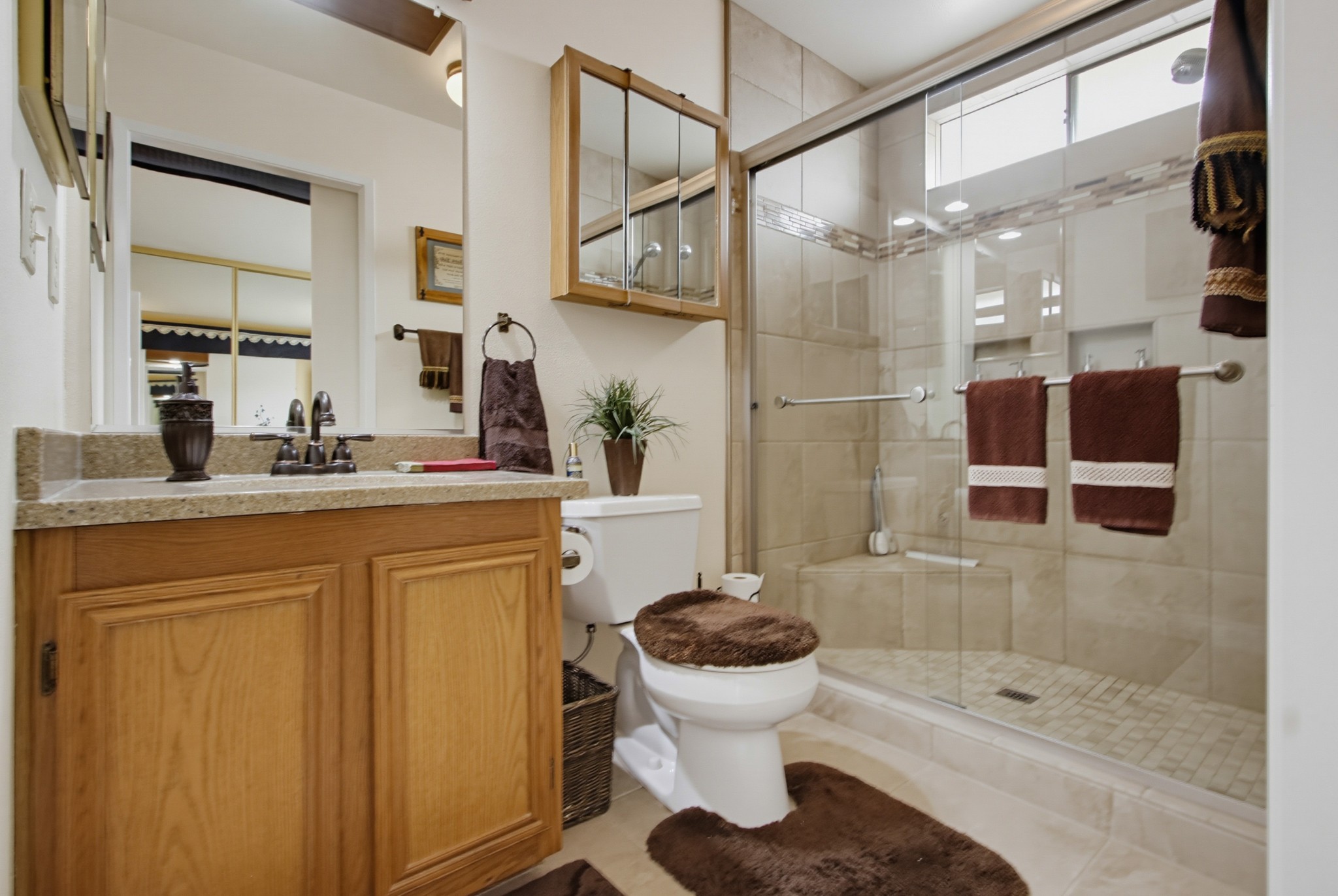 Virtual tour photo 25 of 45 for 3522 Turquoise Ln