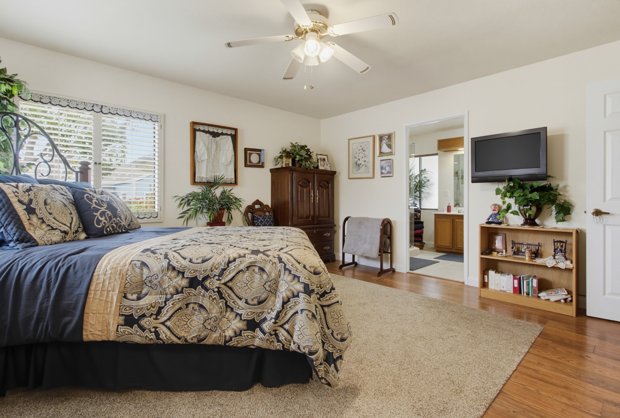 Virtual tour photo 30 of 45 for 3522 Turquoise Ln