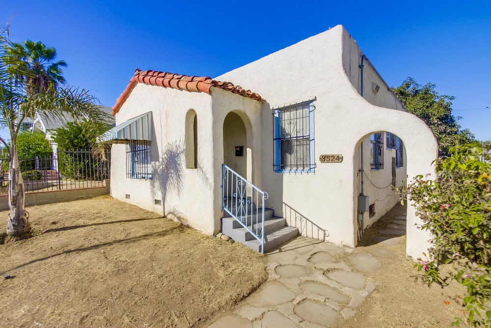 Virtual tour photo 5 of 39 for 3524 Ocean View Blvd