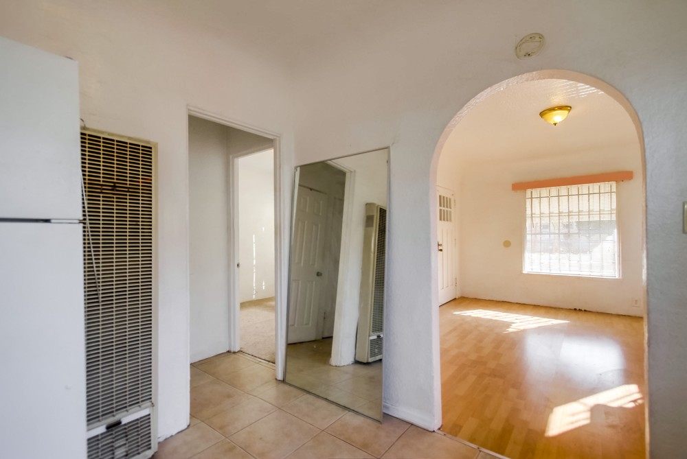 Virtual tour photo 15 of 39 for 3524 Ocean View Blvd