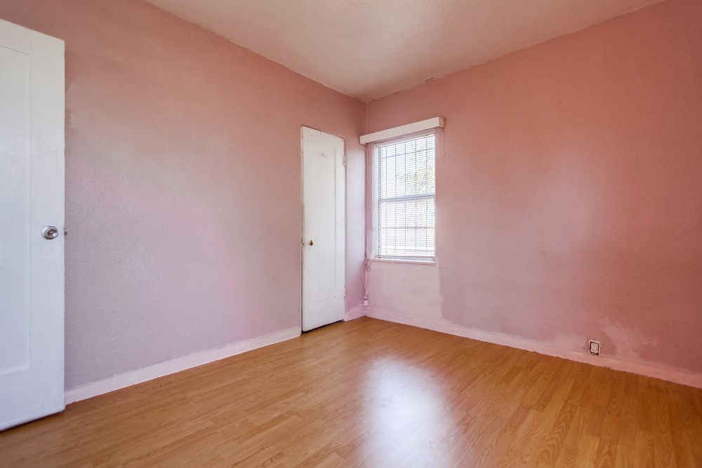 Virtual tour photo 27 of 39 for 3524 Ocean View Blvd