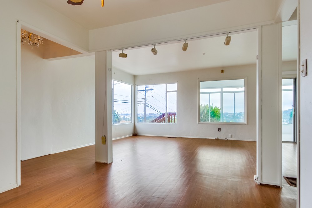 Virtual tour photo 7 of 54 for 3526 Baker St