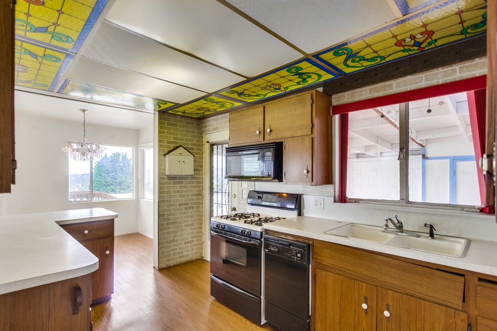 Virtual tour photo 16 of 54 for 3526 Baker St