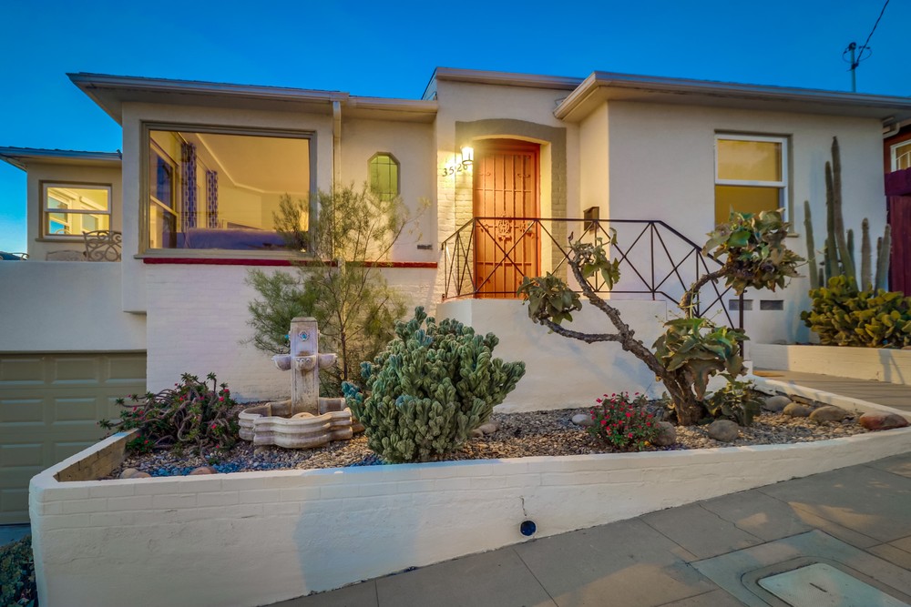 Virtual tour photo 8 of 104 for 3526 Crowell St