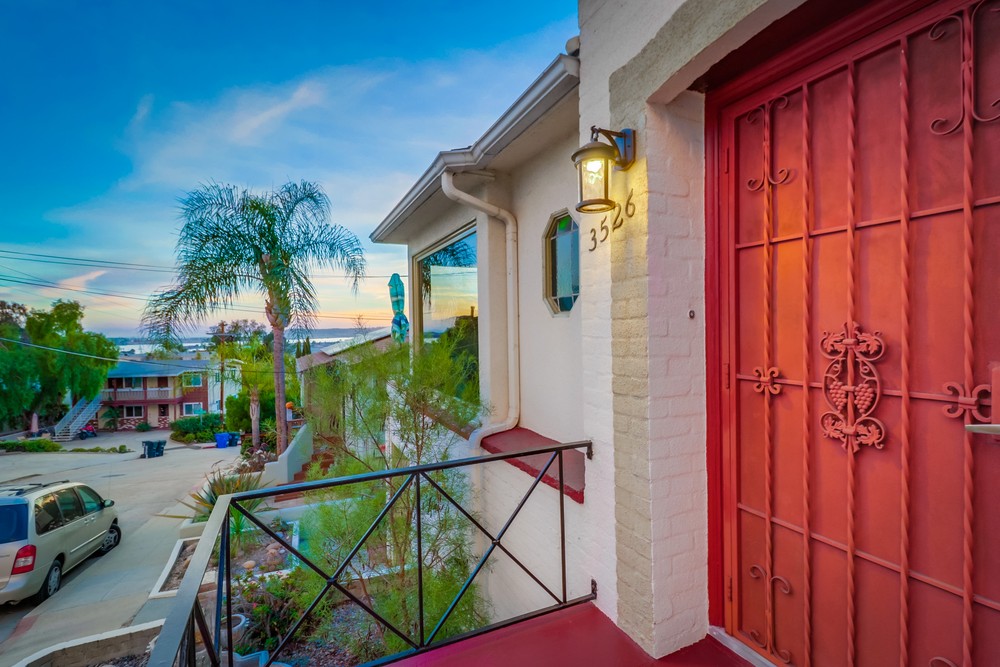 Virtual tour photo 12 of 104 for 3526 Crowell St