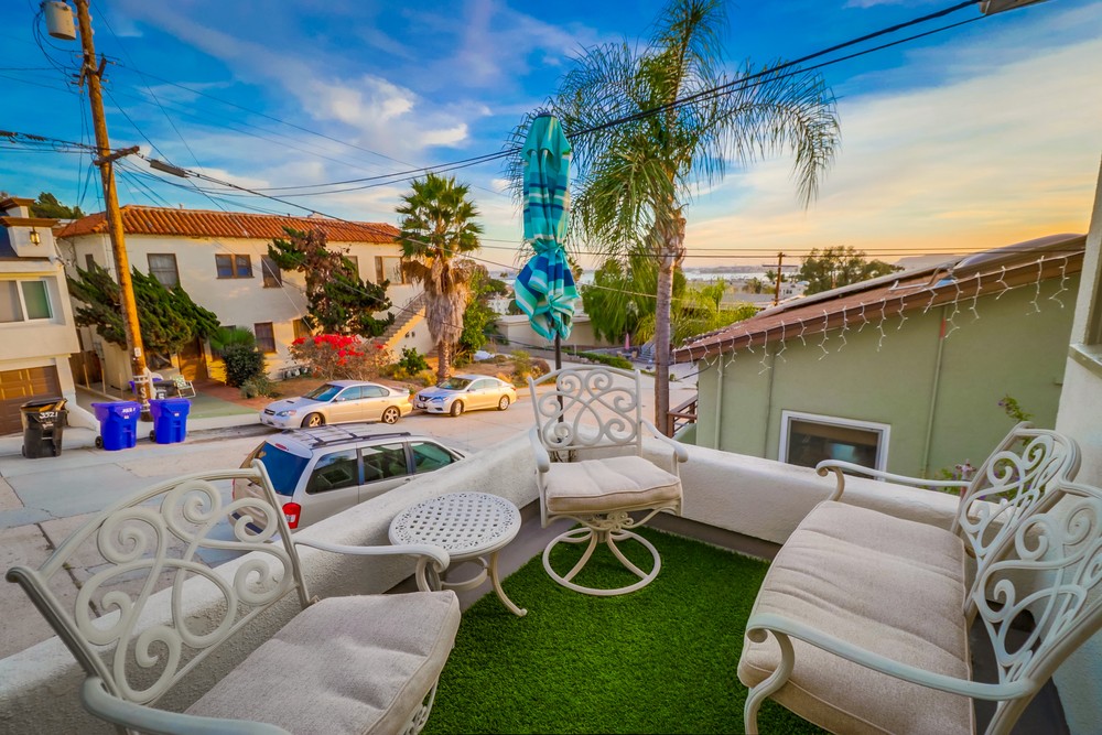 Virtual tour photo 13 of 104 for 3526 Crowell St