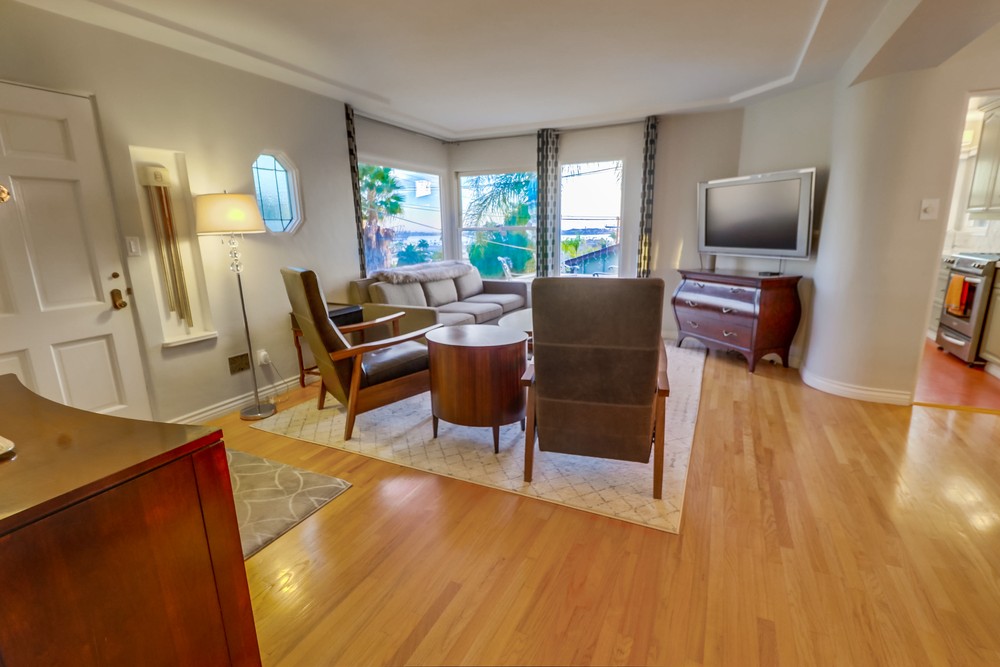 Virtual tour photo 42 of 104 for 3526 Crowell St