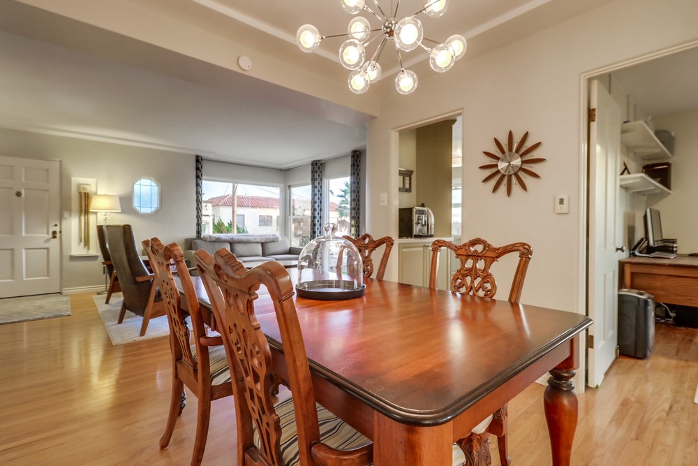 Virtual tour photo 51 of 104 for 3526 Crowell St