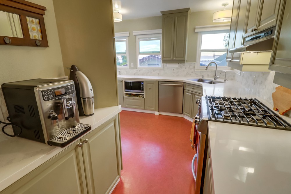 Virtual tour photo 54 of 104 for 3526 Crowell St