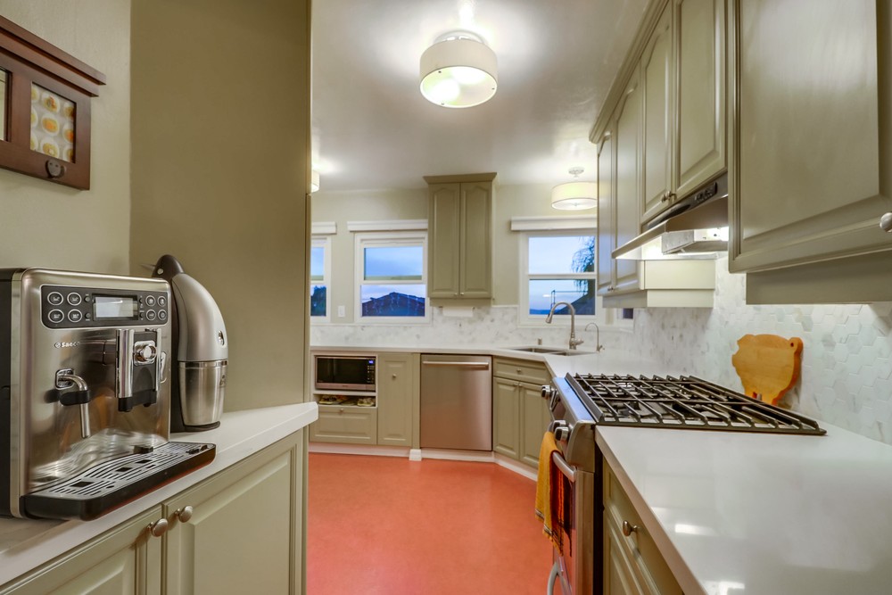 Virtual tour photo 55 of 104 for 3526 Crowell St