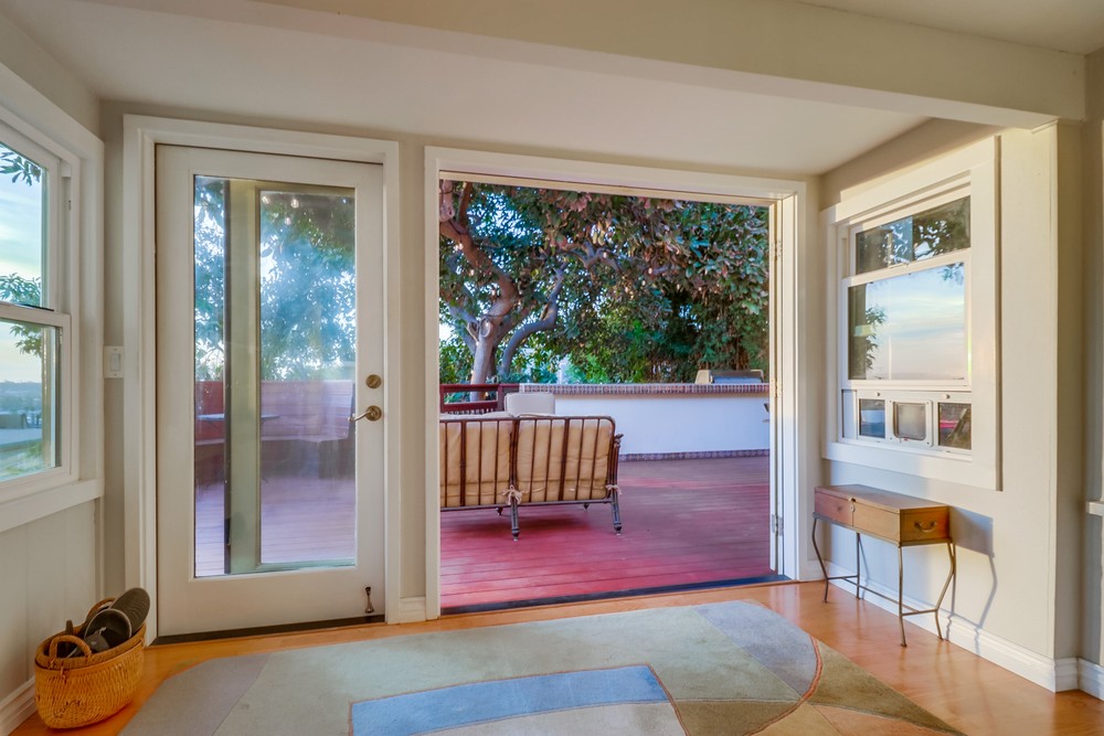 Virtual tour photo 61 of 104 for 3526 Crowell St