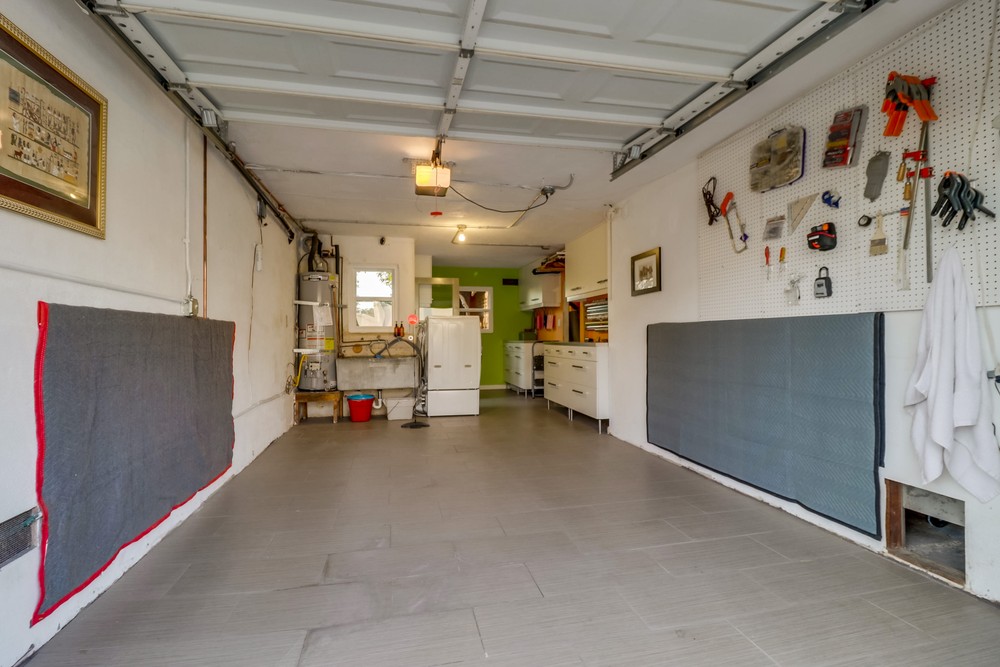 Virtual tour photo 77 of 104 for 3526 Crowell St